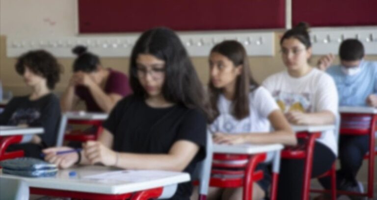 lisede-skandal-kurallar-tepki-cekti-valilik-sorusturma-baslatti-pPnR7kiM.jpg